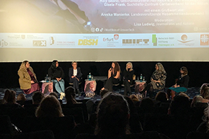 Teilnehmerinnen der Podiumsdiskussion im Anschluss an die Filmpremiere „VENA“